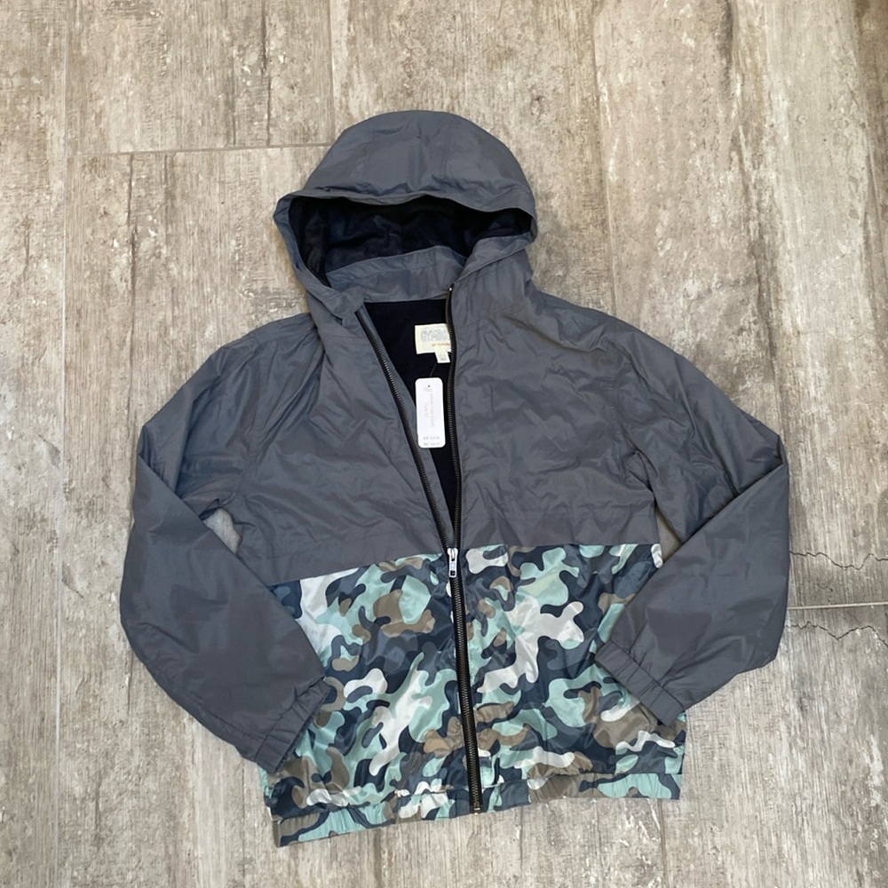 NWT hooded windbreaker